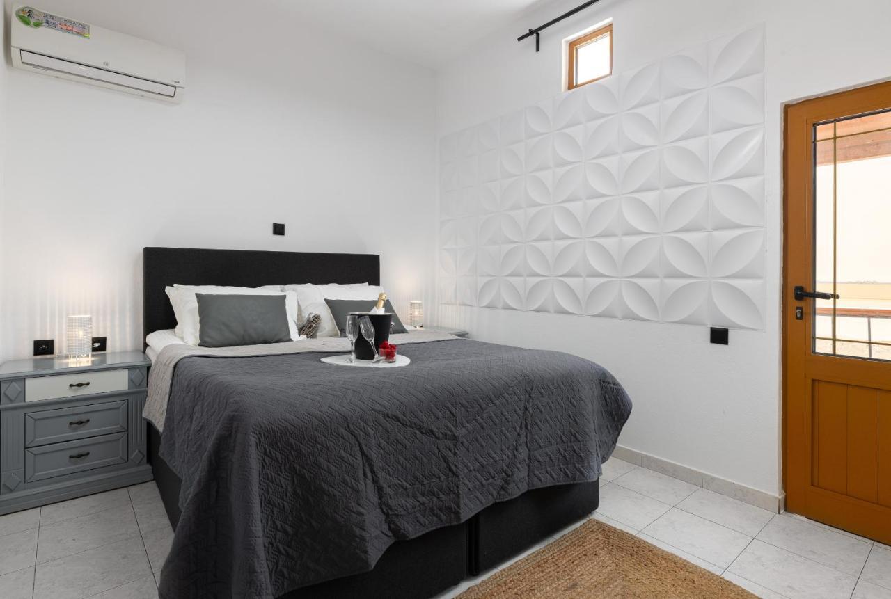 A Unique 3-4 Bedrooms House In Old Town Rhodes City Exterior foto